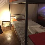 1Bed4U 2Hostel